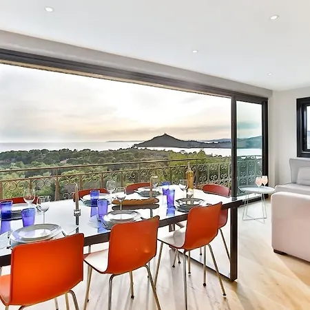 Luxury House 10 People With Sea View Willa